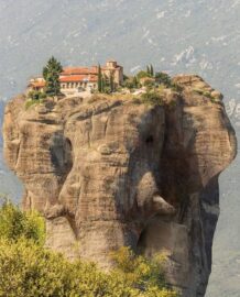 Βράχοι Μετεώρων!  @martijn.schrjver Τα 10 κορυφαία μνημεία πολιτιστικής κληρονομιάς της UNESCO στην Ελλάδα —