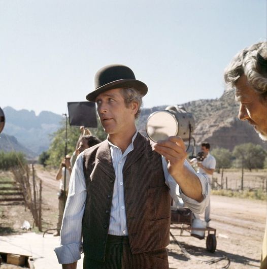 Ο Paul Newman στα παρασκήνια του Butch Cassidy and the Sundance Kid (1969). 1