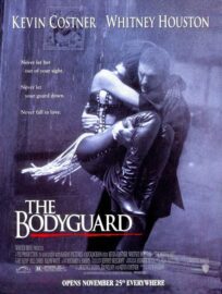 Στις 25 Νοεμβρίου 1992 (πριν από 28 χρόνια), πρωταγωνιστεί το ρομαντικό θρίλερ «The Bodyguard»...