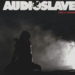 Το μουσικό βίντεο για το τραγούδι "Like a Stone" των Audioslave ξεπέρασε επίσημα...