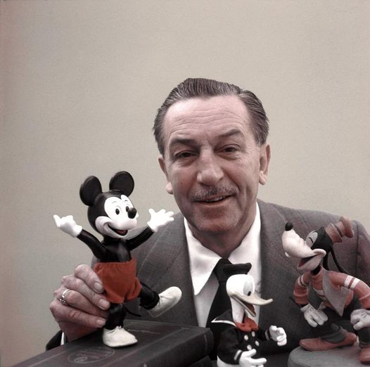 Walt Disney (5 Δεκεμβρίου 1901 - 15 Δεκεμβρίου 1966) 1