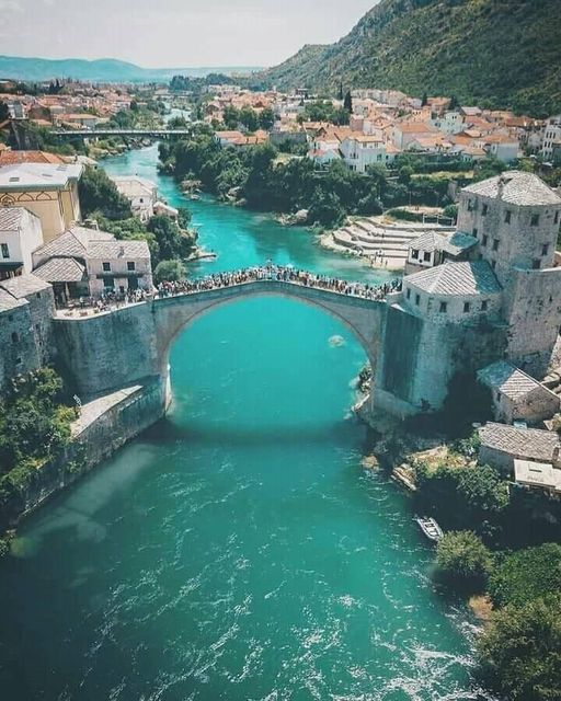 Γέφυρα Μόσταρ στη Βοσνία-Ερζεγοβίνη... 1