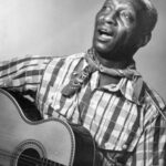 Ο θρύλος των Blues Huddie William Ledbetter (20 Ιανουαρίου 1888 - 6 Δεκεμβρίου 1949) AKA ...