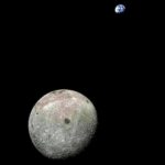 Φωτογραφία της Γης και της Σελήνης που τραβήχτηκε από το κινεζικό διαστημόπλοιο