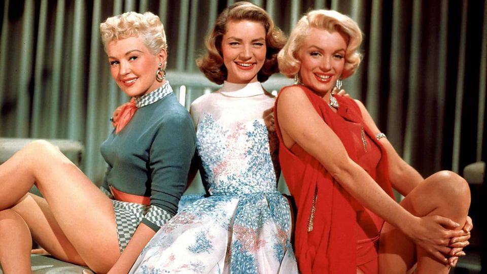 How to Marry a Millionaire (1953)... 1