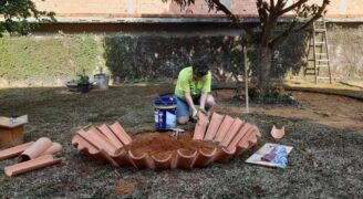 How to make a planter with tiles...