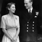 Επίσημη φωτογραφία της πριγκίπισσας Ελισάβετ με τον αρραβωνιαστικό της Phillip Mountbatten στο...