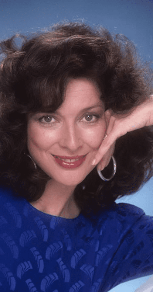 Dixie Carter. Πρωταγωνίστησε ως Julia Sugarbaker στο Designing Women (1986–93). 1